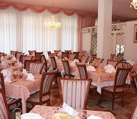 Reve 3* Cattolica